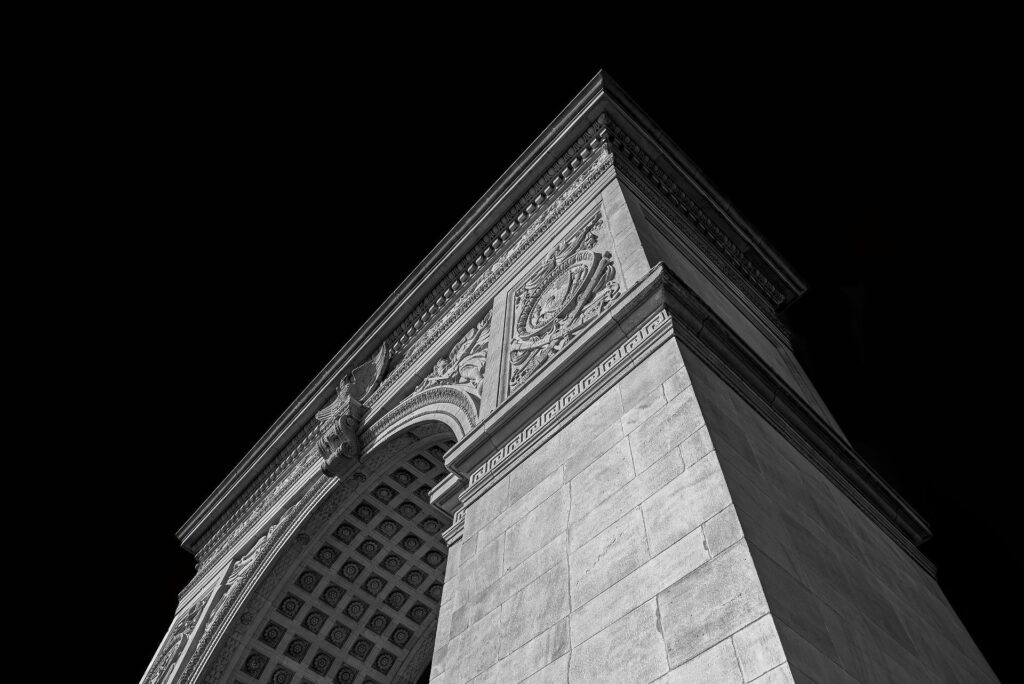 BLACK ARCH